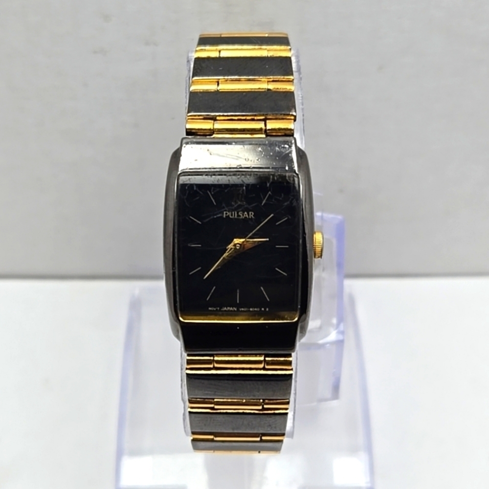 Womens Vintage Pulsar Watch Black Gold Tone Rectangle V401-6080 New Battery